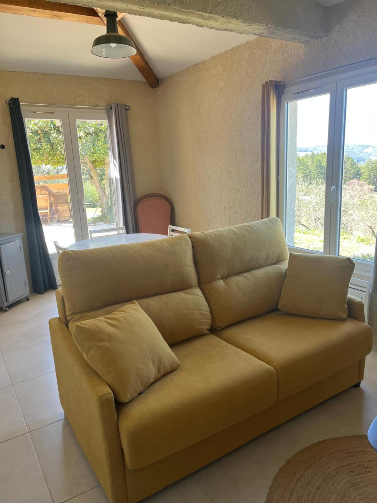 Cabanon Entoure De Montagnes Et D'Oliviers Villa Nyons Dış mekan fotoğraf